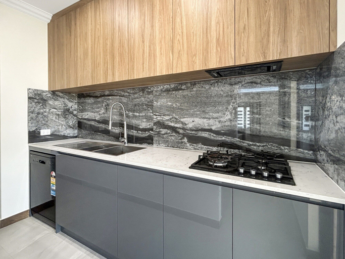 Private kitchen 5, Spacious 4 bed Home With Open Plan Living, Perth