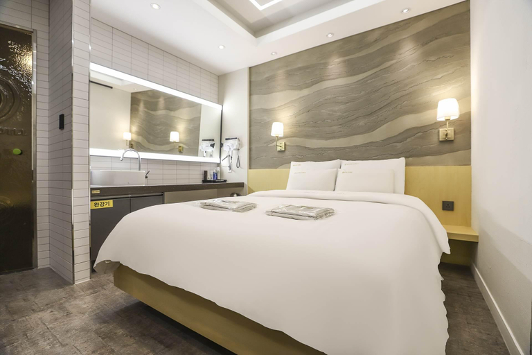 Bedroom 2, Shinchon La Nuit Hotel, Mapo