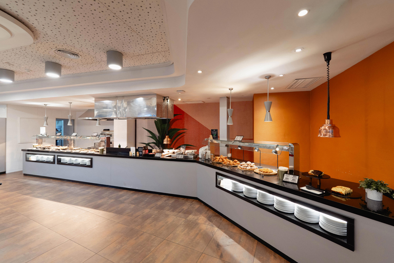 Food & Drinks 4, RH Royal-Only Adults, Alicante