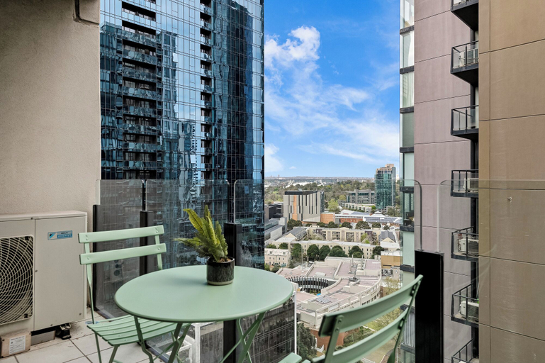Balcony, Exclusive Stays - The Summit, Melbourne