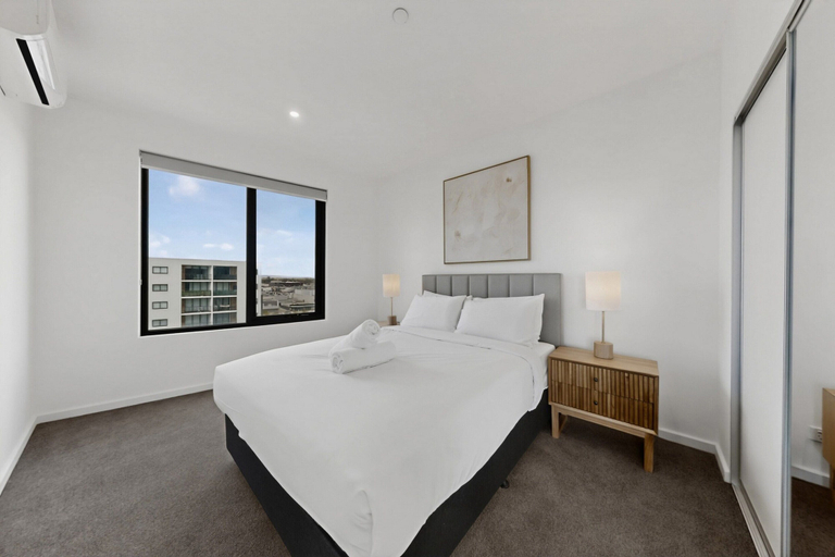 Room 5, Modern,newly Furnished Apartment With Full Kitchen, Perth