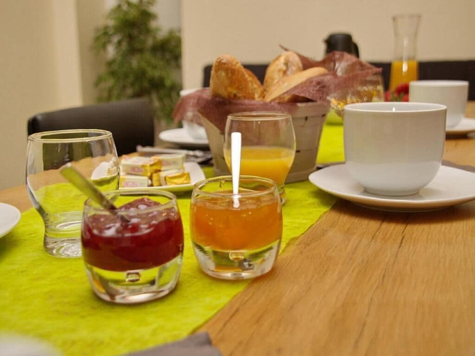 Breakfast meal, Ô Délices de la Monnerie, Dordogne