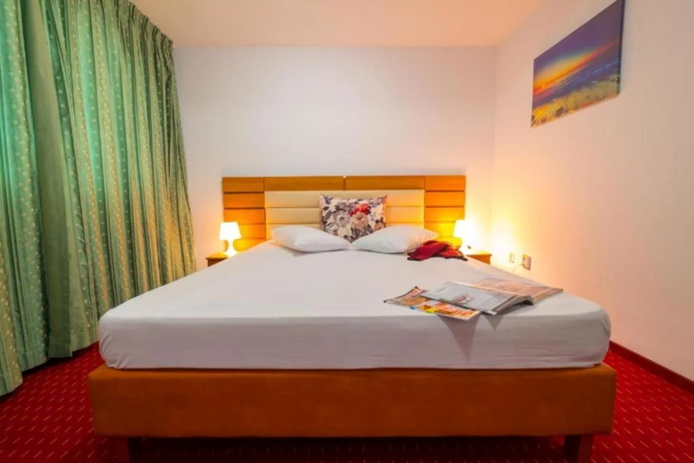 Bedroom 3, HOTEL SIR ORHIDEEA, Municipiul Bucuresti