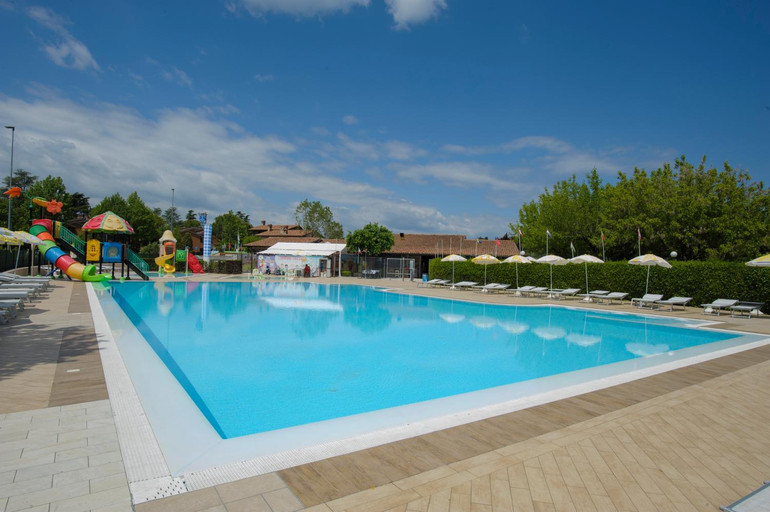 Sport & Beauty 3, Ohana Apartments Camping Tiglio, Brescia