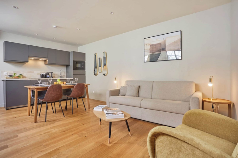 Primary image, Modern Apartement Center of Paris, Paris