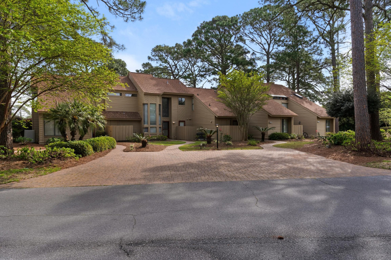 Exterior & Views 2, Fairways 309, Walton
