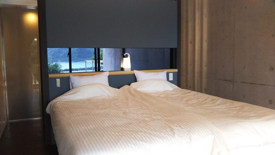 Bedroom 2, Blue Suites Hanamuro on the beach, Zamami