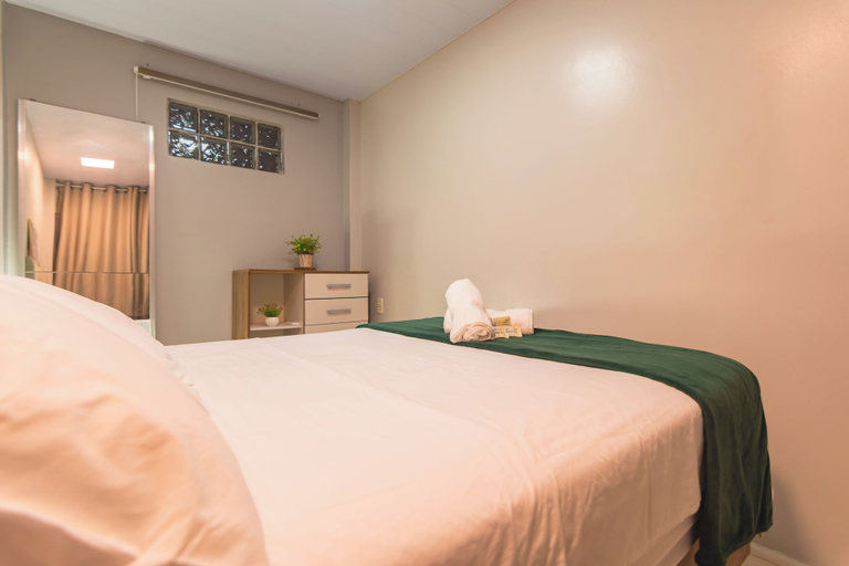 Bedroom 4, Flores de Bombinhas, Bombinhas