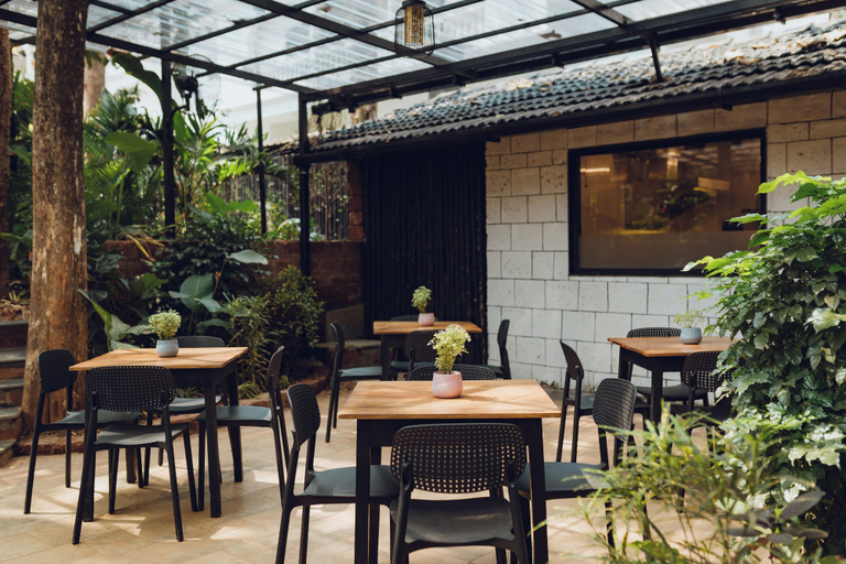 Outdoor dining 3, Botanique Goa, North Goa
