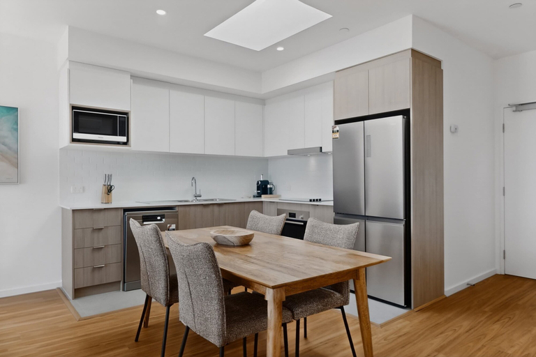 Private kitchen 2, Brand New 2 Bed Apartment With City Views, Perth