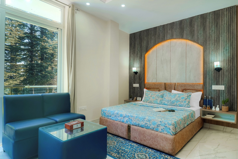 Room 2, Alaya Stay Ridgeview Retreat Petfriendly, Shimla