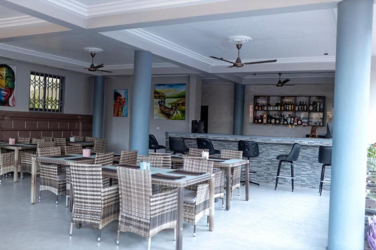 Bar (on property), Milady Hotel, Ga East