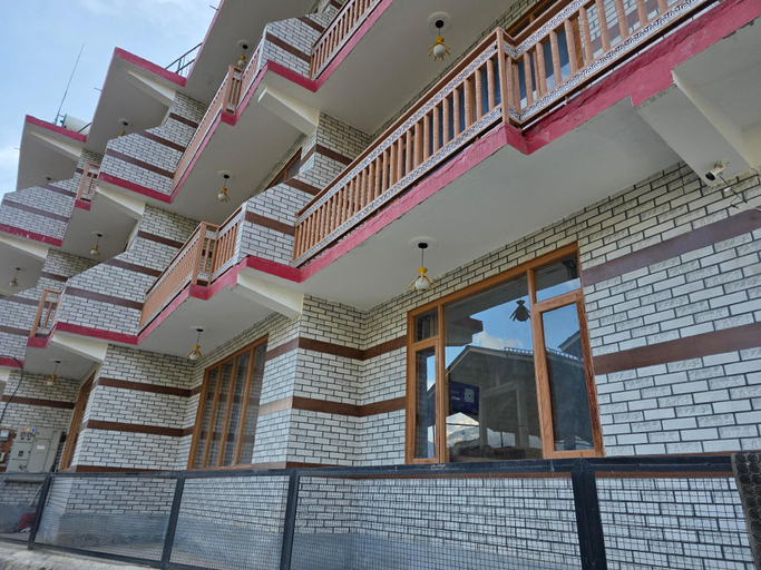 Others 5, Aadesh Villa, Kullu