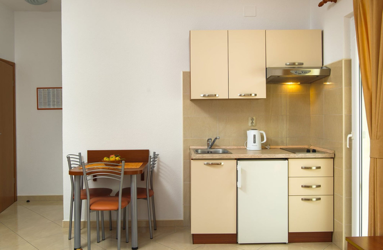 Private kitchen 2, Apartments Cvita, Podgora
