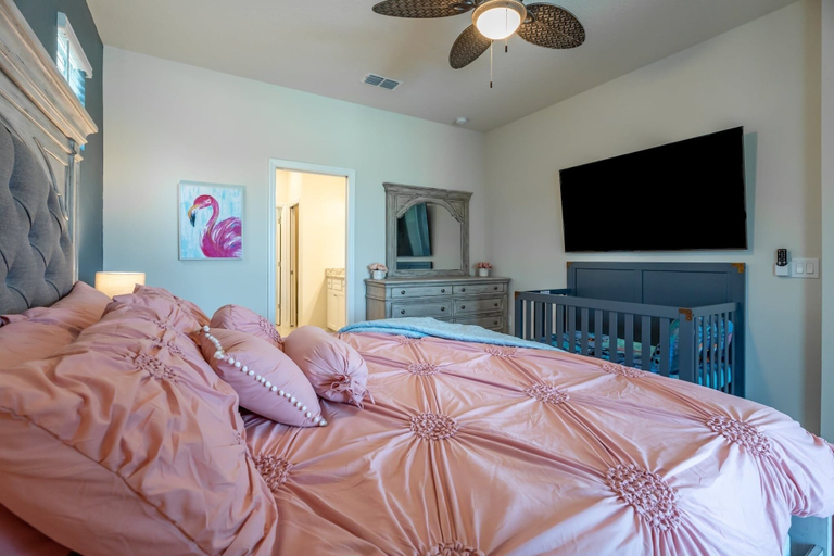 Room 4, 3811LNA 5 Bedroom Home, Polk