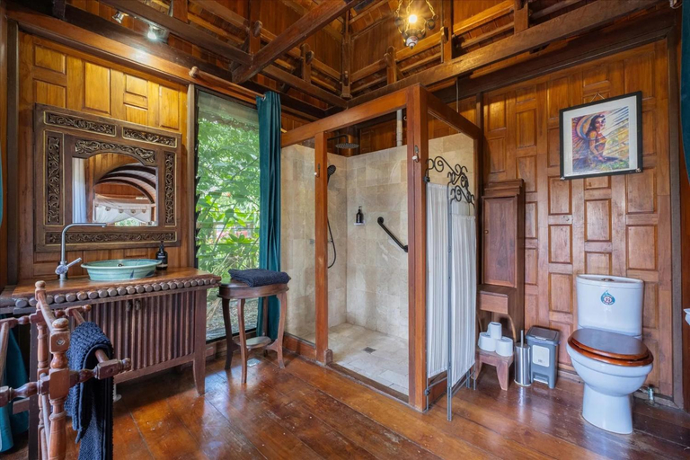 Bathroom 3, Silk Pavilions, Tweed - Pt B