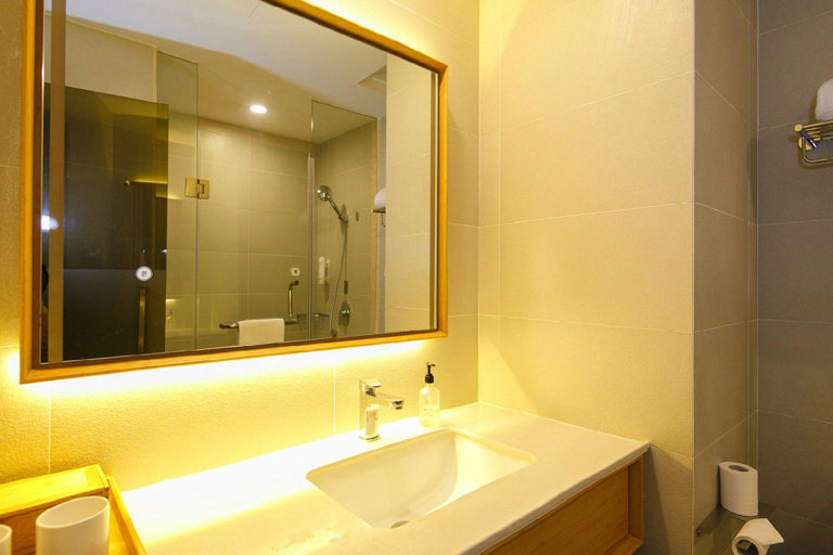 Bathroom 3, Ji Hotel Kunshan Development Zone East Qianjin Road, Suzhou