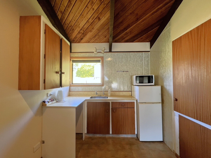 Private kitchen 3, Mt Aspiring Suite - Near Roys Peak, Queenstown-Lakes