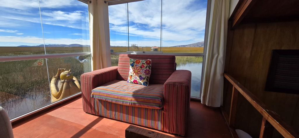 Living area, Uros Kaivalia Lodge, Lago Titicaca