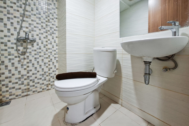 Interior 3, Serene Studio For 2 Pax At Cisauk Point Apartment, Tangerang
