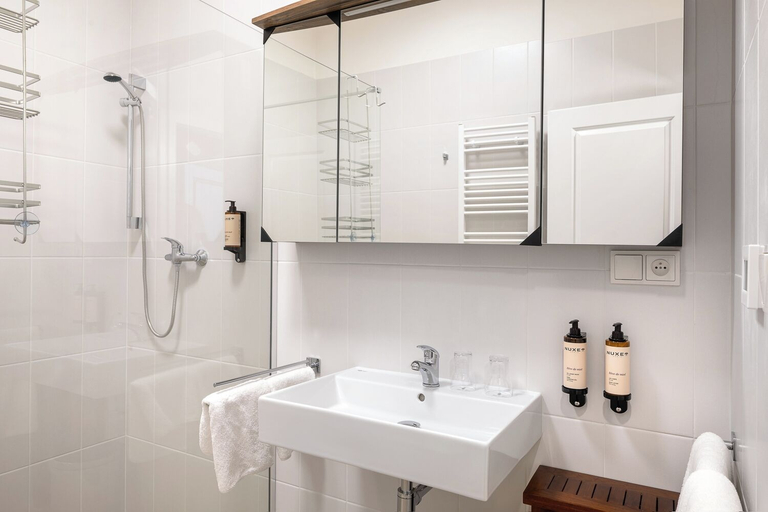 Bathroom 4, BHG Apartments Prague, Praha 1