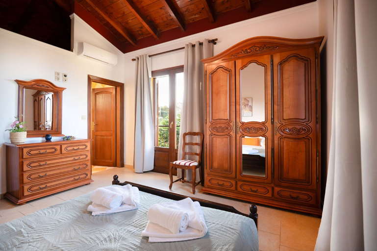 Others 5, Villa Asteri With 3 Bedrooms and 3 Bathrooms, Ionian Islands