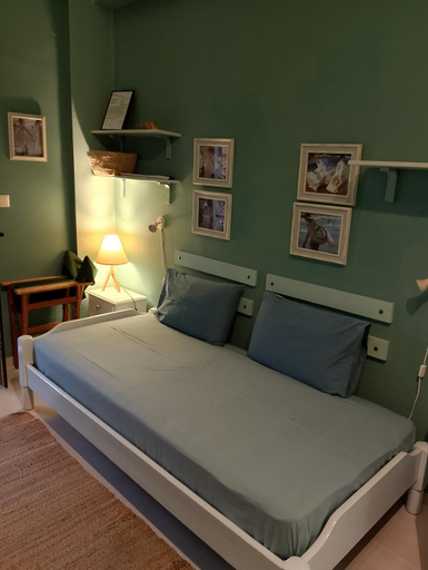Bedroom 2, iliolithos rooms, Peloponnese