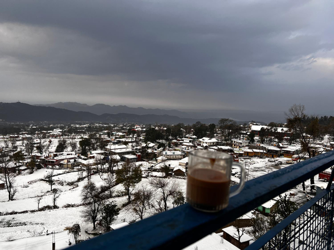 Others 5, Hill Veu Home Bir Billing, Kangra