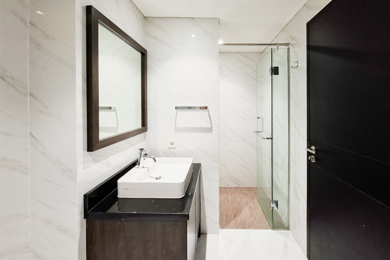 Bathroom 2, Best Location 1Br Branz Bsd City Apartment Near Aeon Mall, Tangerang