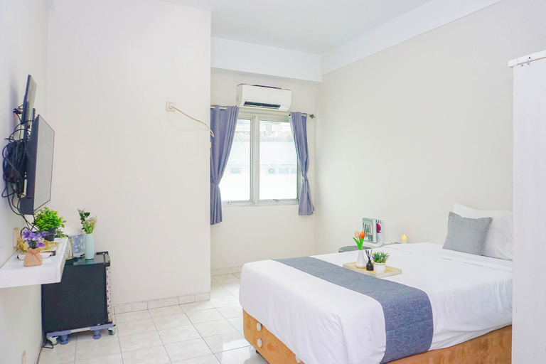 Interior 2, Cozy And Pleasant Studio At Apartment Margonda Residence 1, Depok
