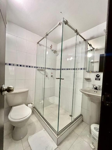 Bathroom, Studio House Hotel, Santafé de Bogotá