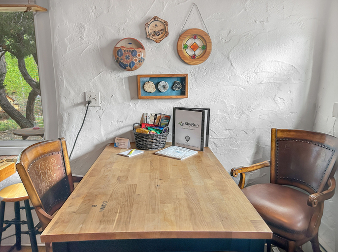 Interior, Casita Adobe Duplex, Mesa