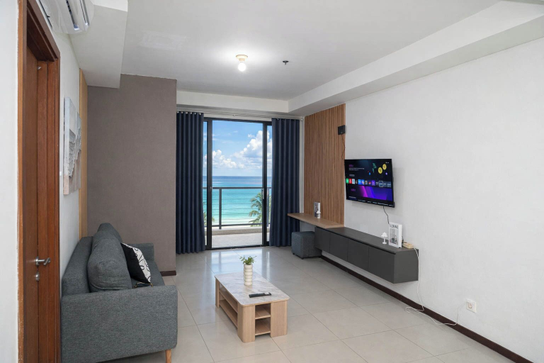 Interior 3, Restful 2Br With Sea View At Apartment Green Bay Condominium, Jakarta Utara