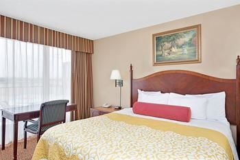 Others 5, MC Pacific Inn & Suites, Los Angeles
