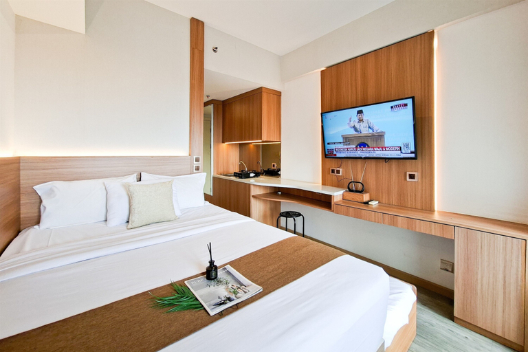 Interior 3, Studio For 3 Pax Apartment At M-Town Residence, Tangerang