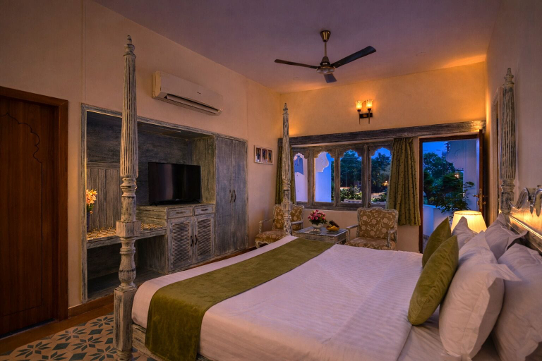 Bedroom 3, Swaroop Vilas - Lake Facing Boutique Hotel, Udaipur