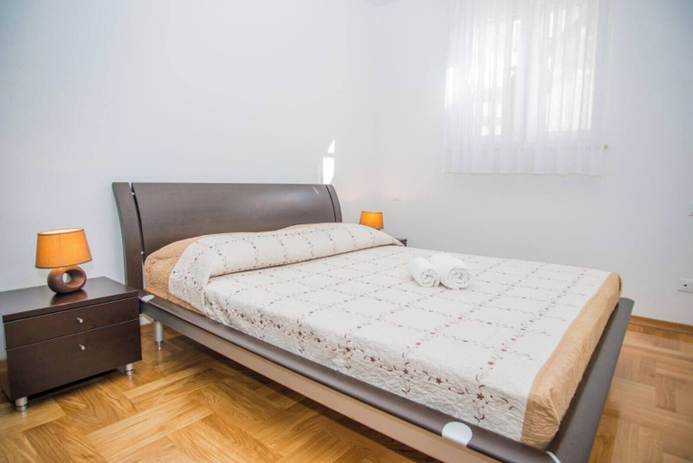 Bedroom 3, Olea, Two-Bedroom Duplex Suite, near Žnjan Beach, Split