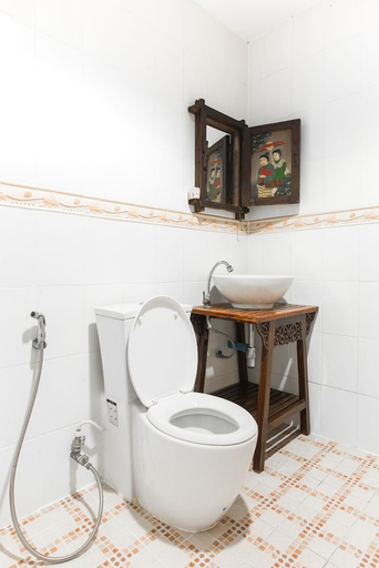 Bathroom 5, SK Boutique Mahanakorn, Bang Rak