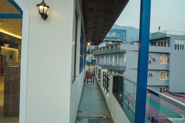 Lobby 2, Hotel Weekend Heights, Garhwal