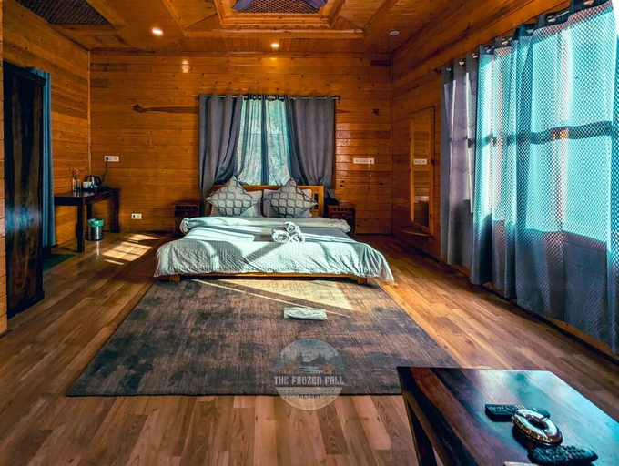 Sport & Beauty, Dawat-e-Drung by FrozenFall Resort, Baramulla