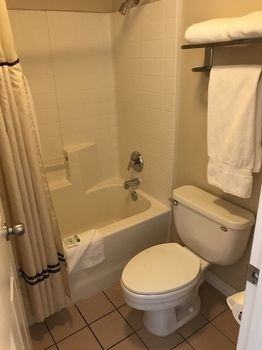 Bathroom 5, St. George Inn & Suites, Washington