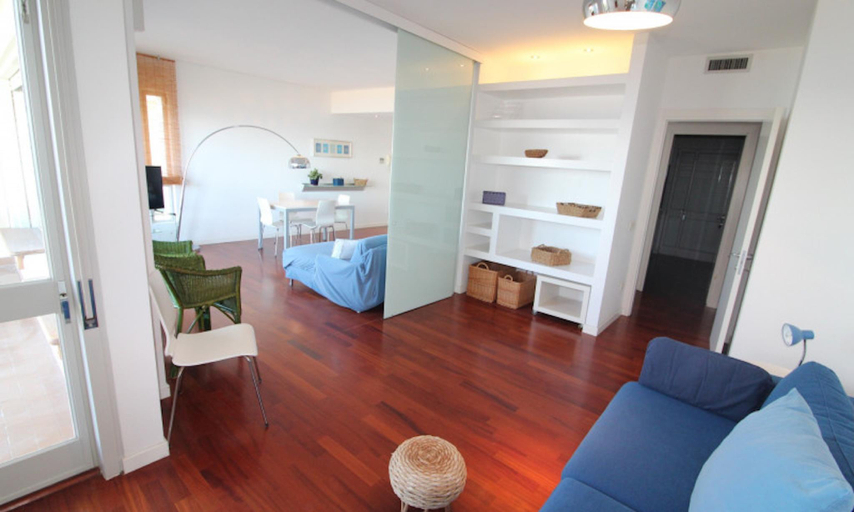 4, Spacious apartment with sea view, Udine