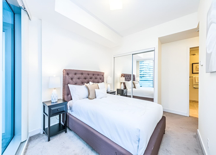 Room 5, Toronto Union Residences, Toronto