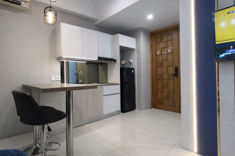 Private kitchen, Modern Look 2Br Apartment At The Wahid Private Residence, Medan