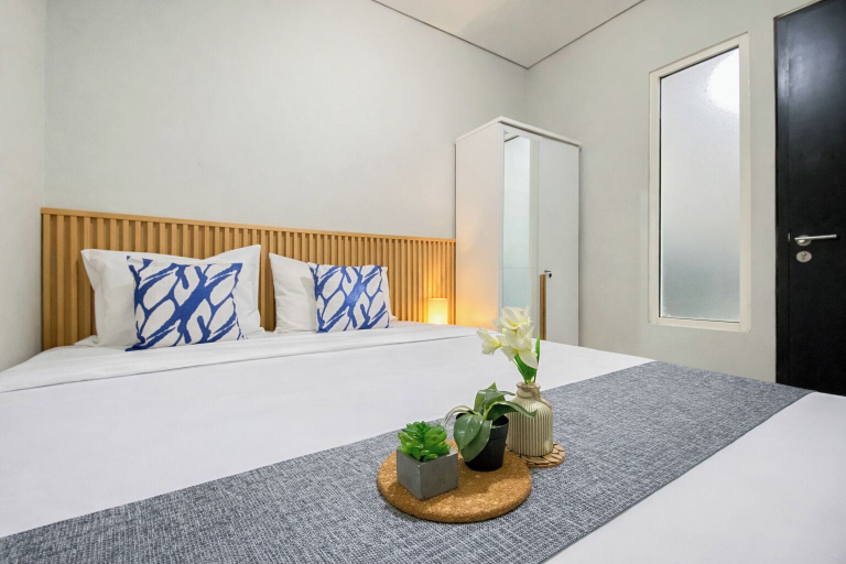 Room 5, Cozy 2Br For 4 Pax At Nifarro Park Apartment, Jakarta Selatan