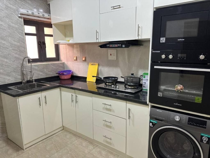 Private kitchen 3, Grand Lynks Apartment, AbujaMun