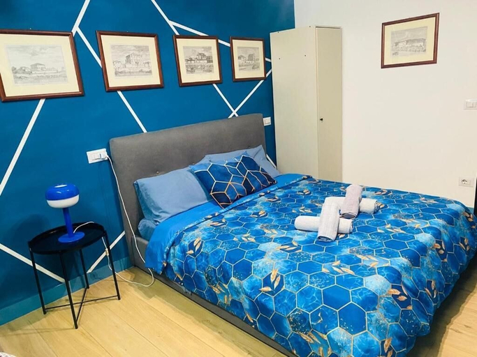 Bedroom 2, Milano underground, Milano