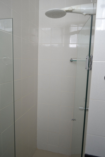 Bathroom 4, Pousada Suítes do Lago, Capitólio