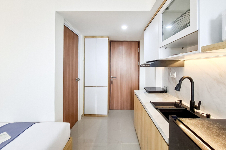 Private kitchen 3, Comfy Studio With City View At Cisauk Point Apartment, Tangerang