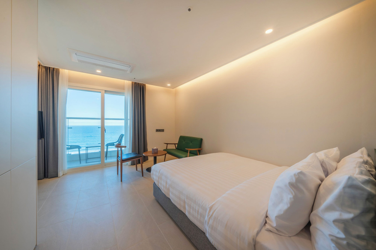 Bedroom 3, Chestertons Naksan, Yangyang